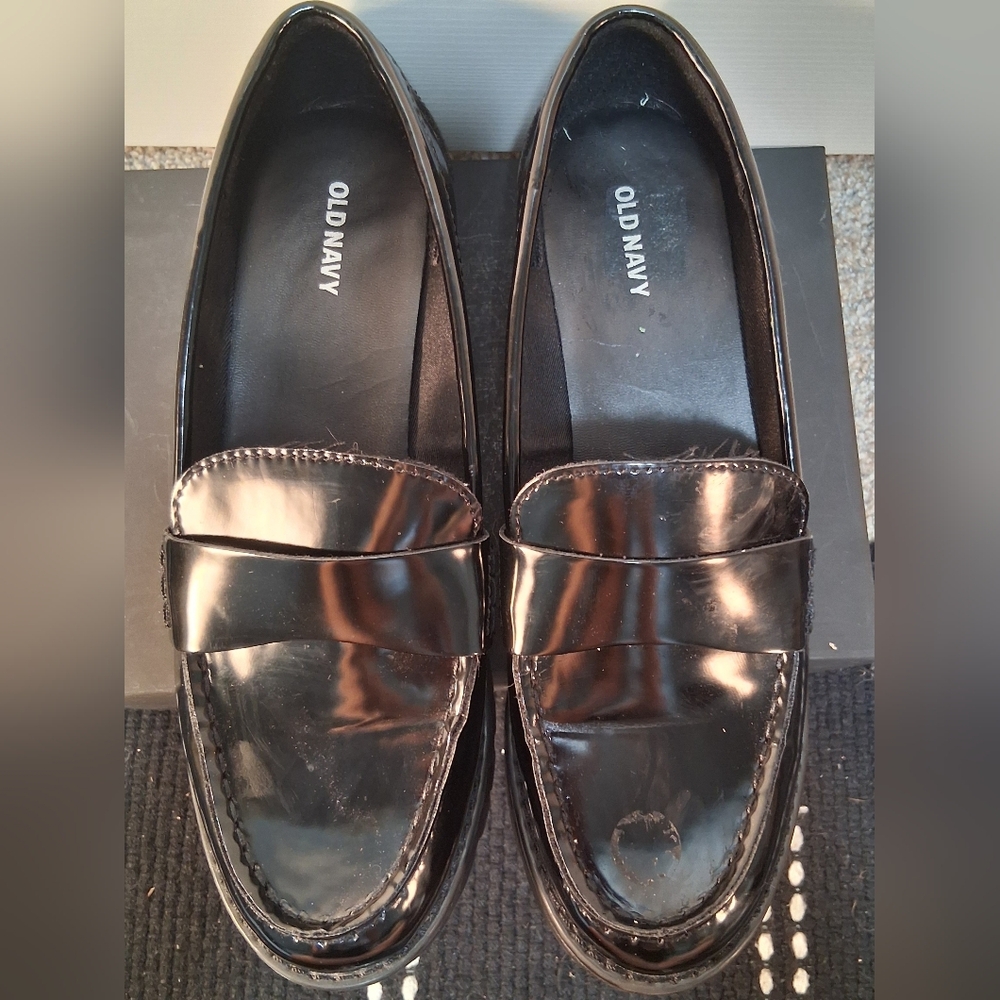 Faux Patent Leather Chunky Heel Old Navy Women's Loafer Size 9 Academia Preppy